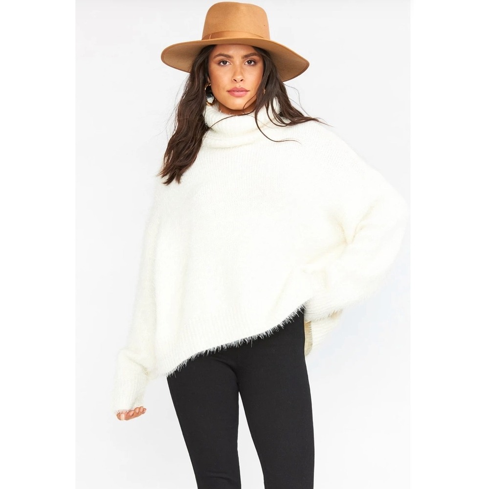 Show Me Your Mumu Fatima Turtleneck Sweater White Fuzzy Knit Oversized Small